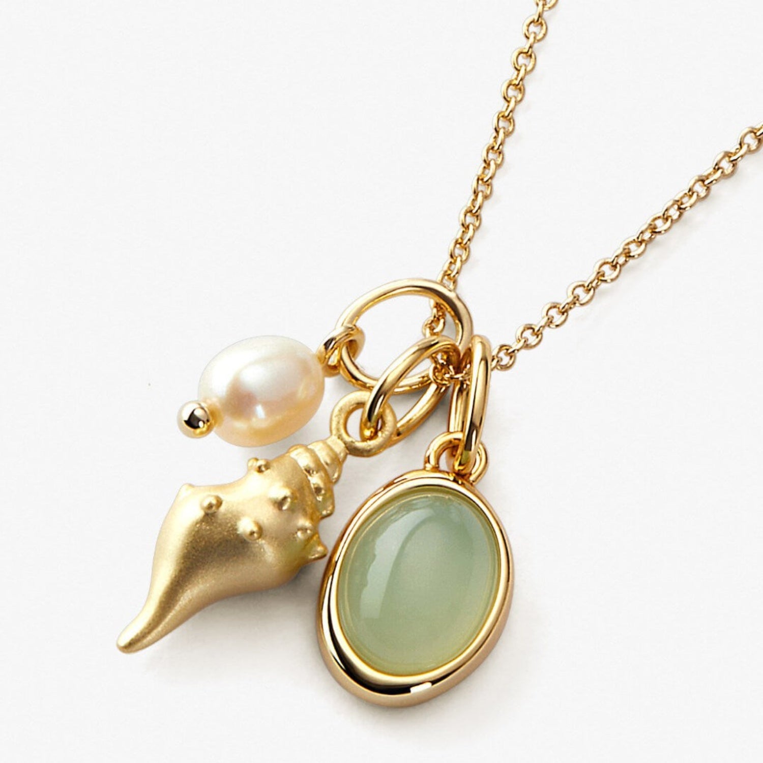 14K Gold-Plated Natural Crystal Conch Pendant Necklace-Bijou Crush