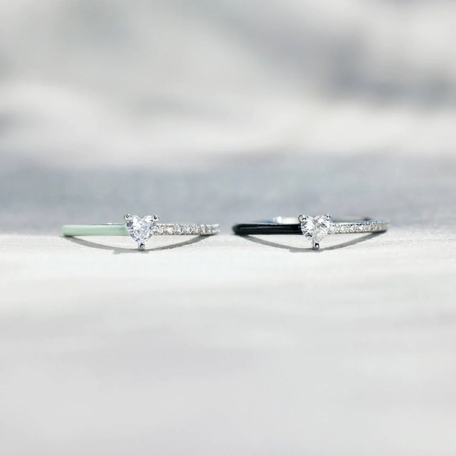 Heart Shape Inlaid Zircon Enamel Ring-Bijou Crush