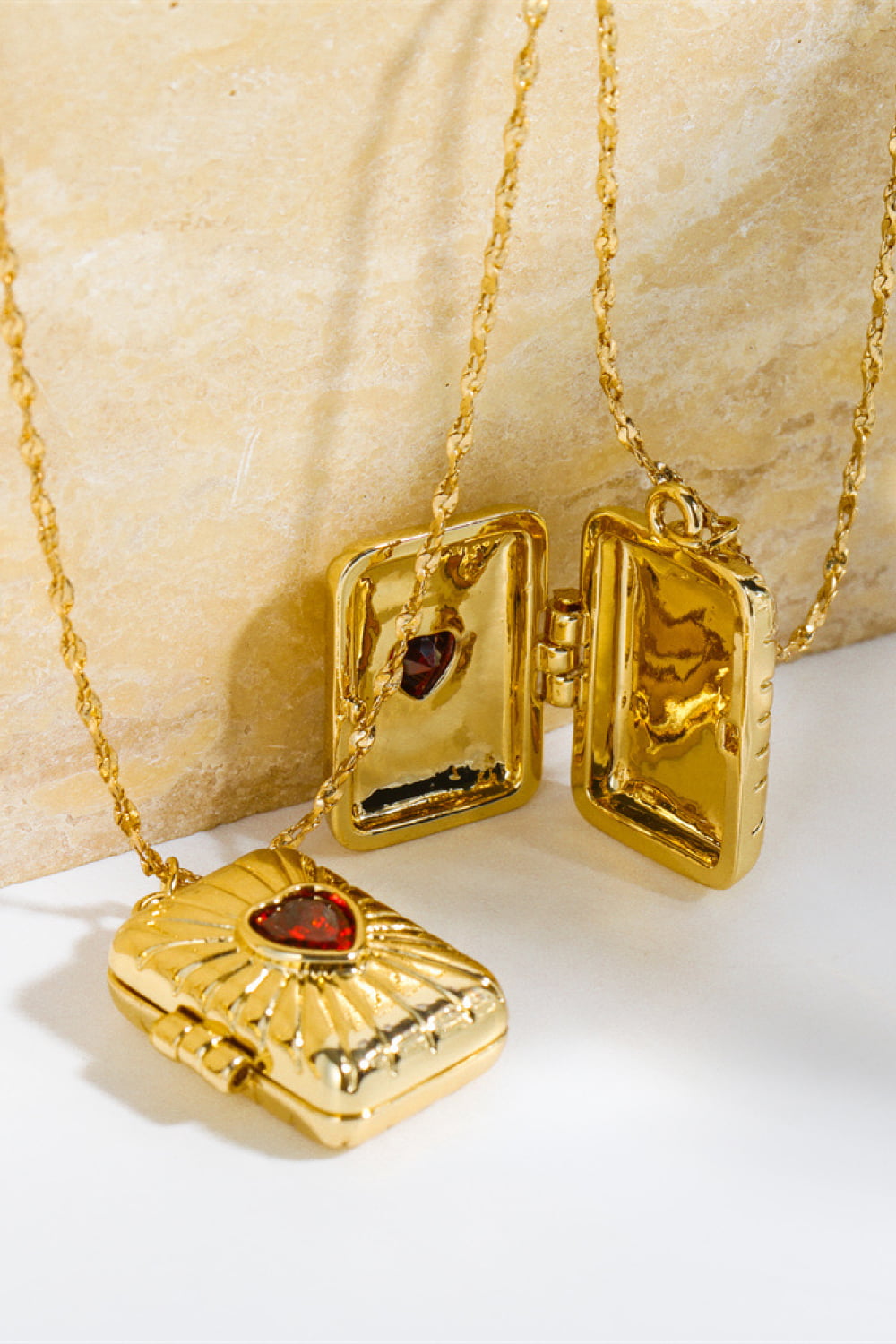 Heart Zircon Box Pendant Copper Necklace-Bijou Crush