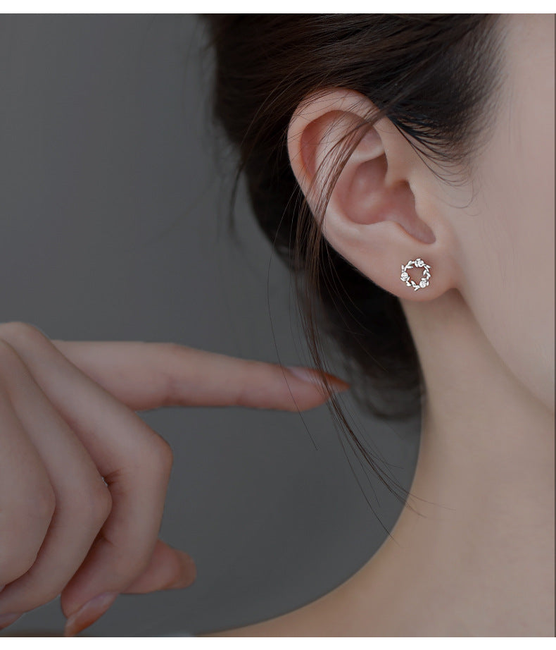 925 Sterling Silver Flower Studs – Zircon Elegance in Bloom-Bijou Crush