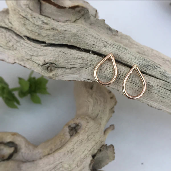 Raindrop Stud Earrings-Bijou Crush