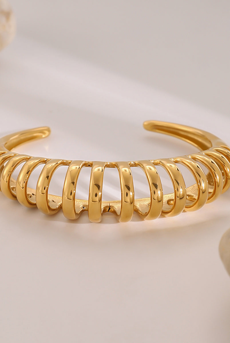 Stainless Steel Cutout Bracelet - 18K Gold-Plated-Bijou Crush