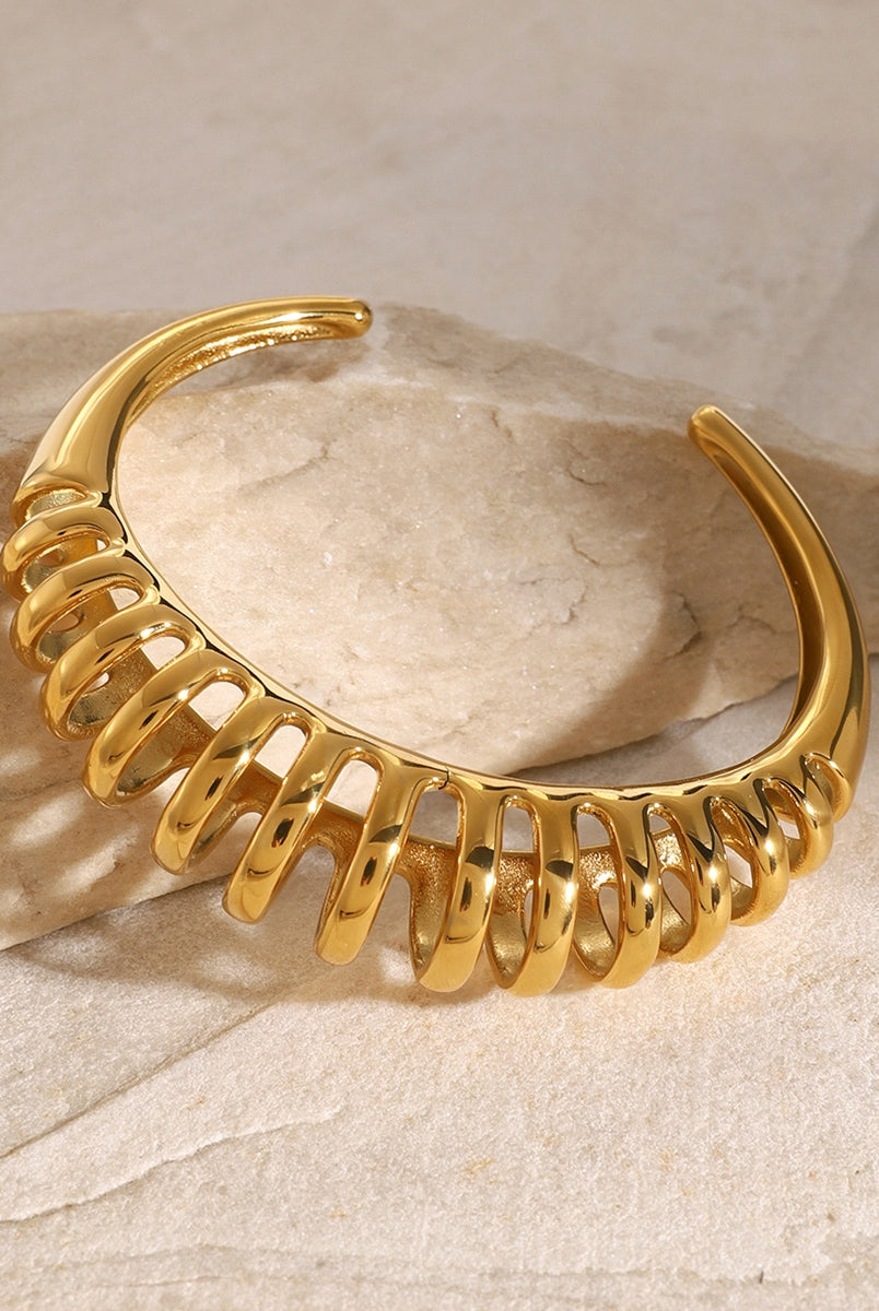 Stainless Steel Cutout Bracelet - 18K Gold-Plated-Bijou Crush