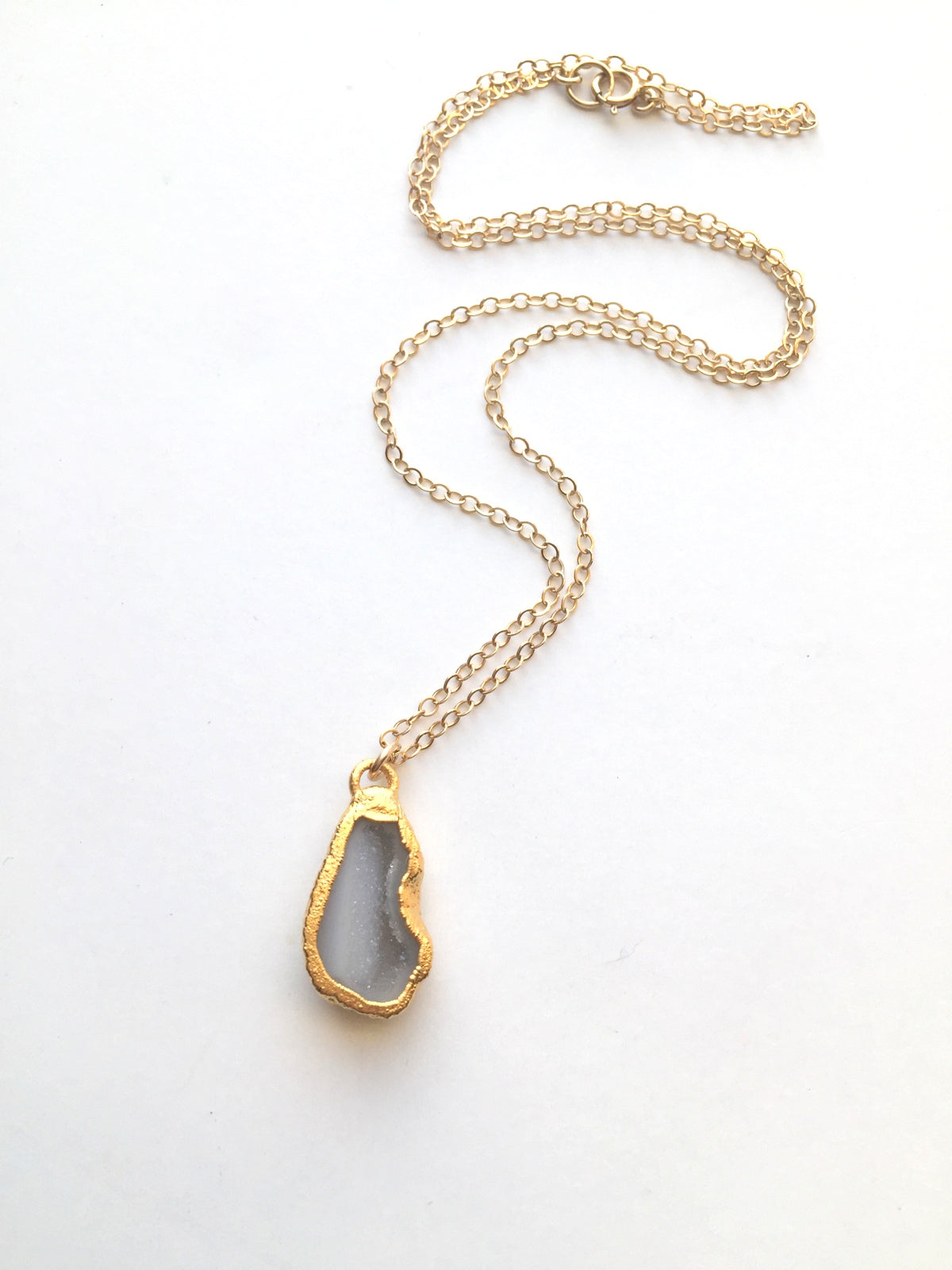 Tiny Geode Necklace-Bijou Crush