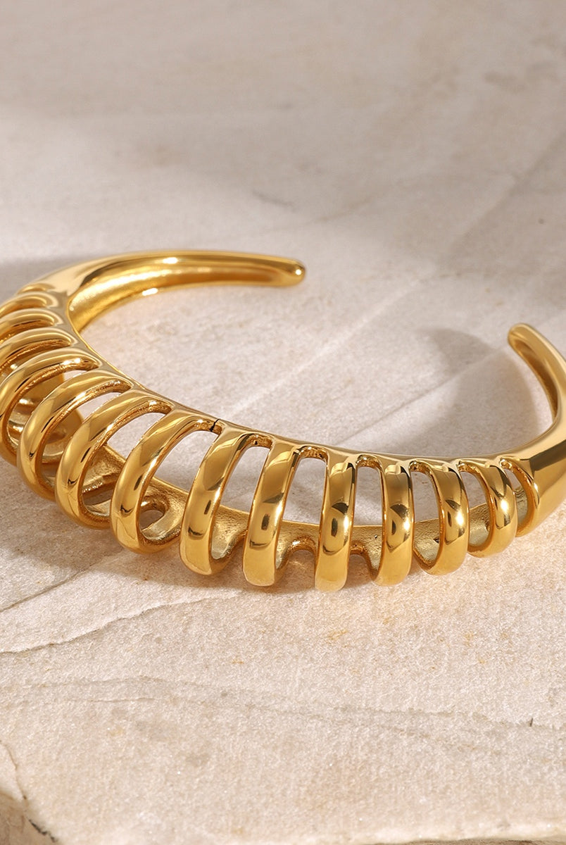 Stainless Steel Cutout Bracelet - 18K Gold-Plated-Bijou Crush