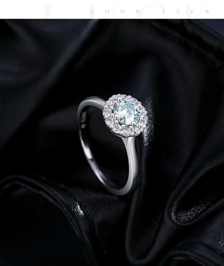 Timeless Sparkle 0.5ct Moissanite Round Cut Ring-Bijou Crush