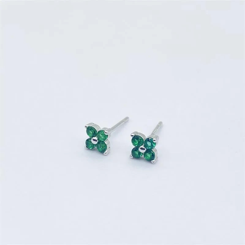925 Sterling Silver Artificial Diamond Flower Stud Earrings-Bijou Crush