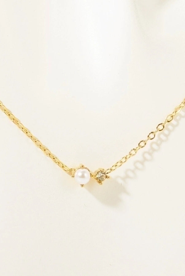 Retro Vibes Pendant Necklace - 18K Gold-Plated Stainless Steel with Sparkly Zircon-Bijou Crush