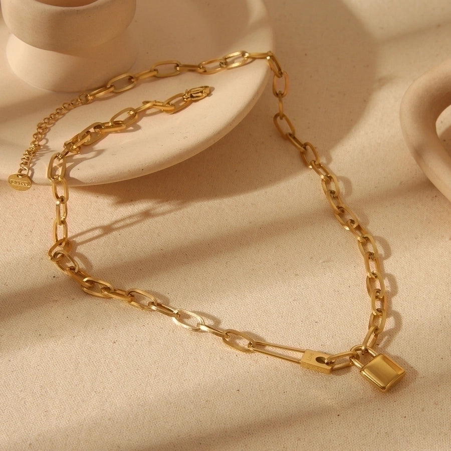 Elegant Luxe Vibes: Lock & Horseshoe Buckle Jewelry – 304 Stainless Steel with 18K Gold Plating-Bijou Crush