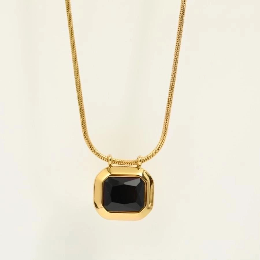 Retro Vibes: Geometric Titanium Steel Pendant Necklace – 18K Gold-Plated with Zircon Inlay-Bijou Crush