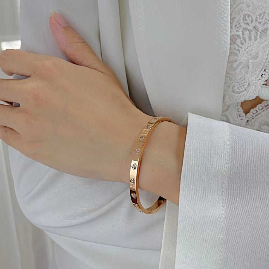 Casual Simple Style Heart Shape Titanium Steel 18K Gold Plated Rhinestones Bangle Bracelets-Bijou Crush