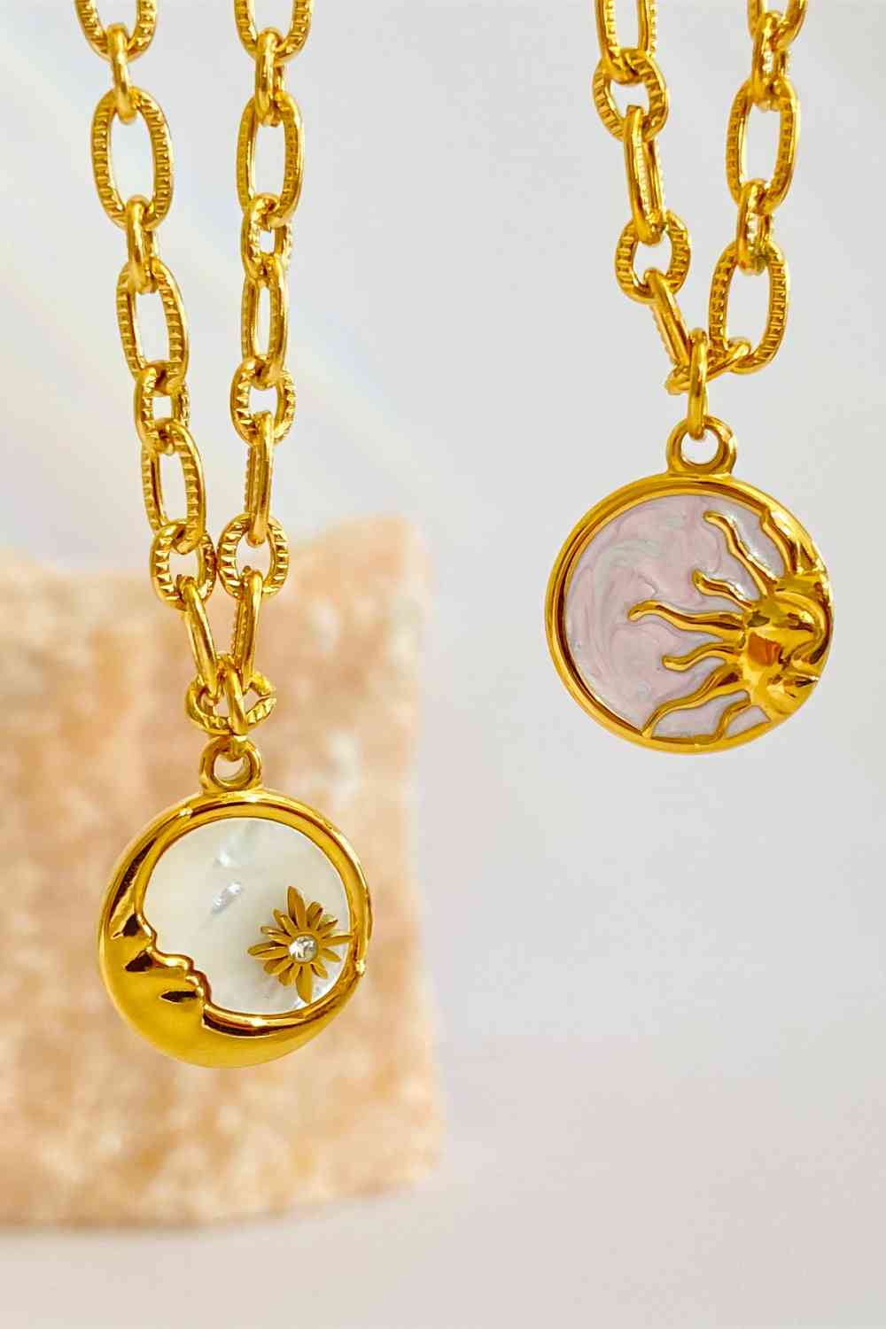 Round Pendant Stainless Steel Necklace-Bijou Crush