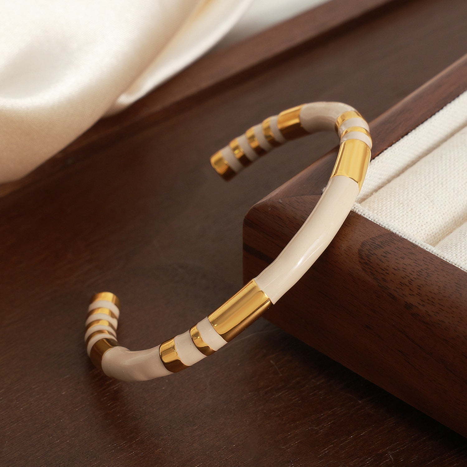 Enamel Titanium Steel Cuff Bracelet-Bijou Crush