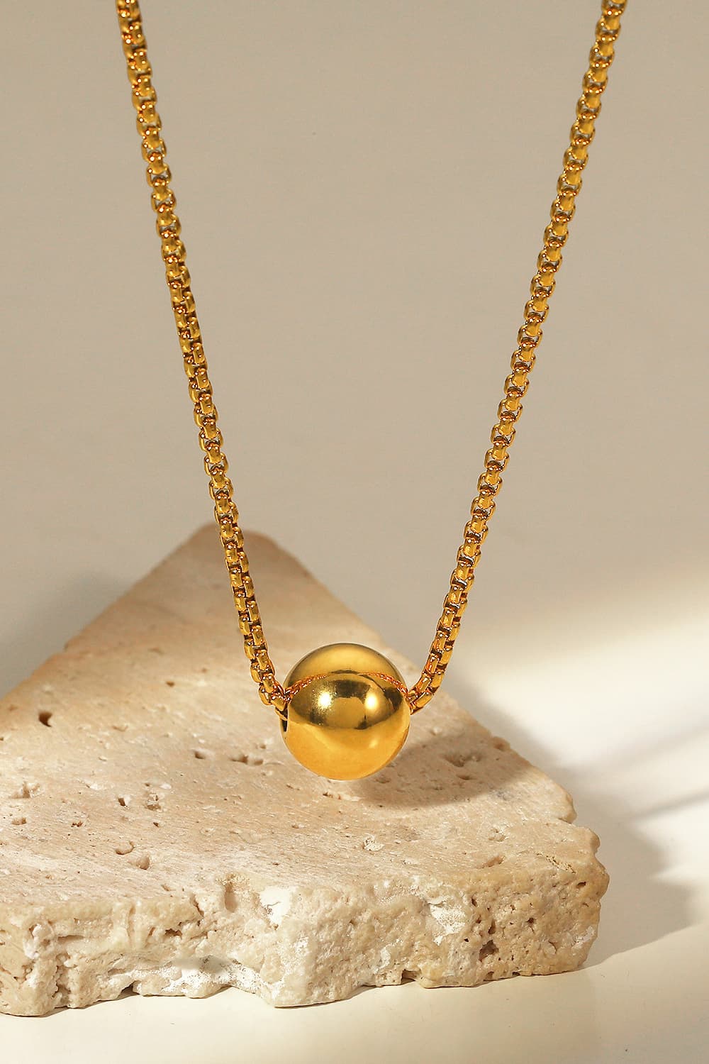 18K Gold-Plated Round Shape Pendant Necklace-Bijou Crush
