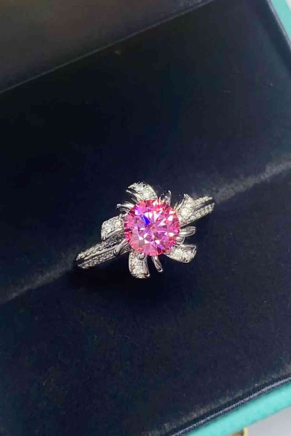 1 Carat Moissanite Flower-Shaped Ring-Bijou Crush