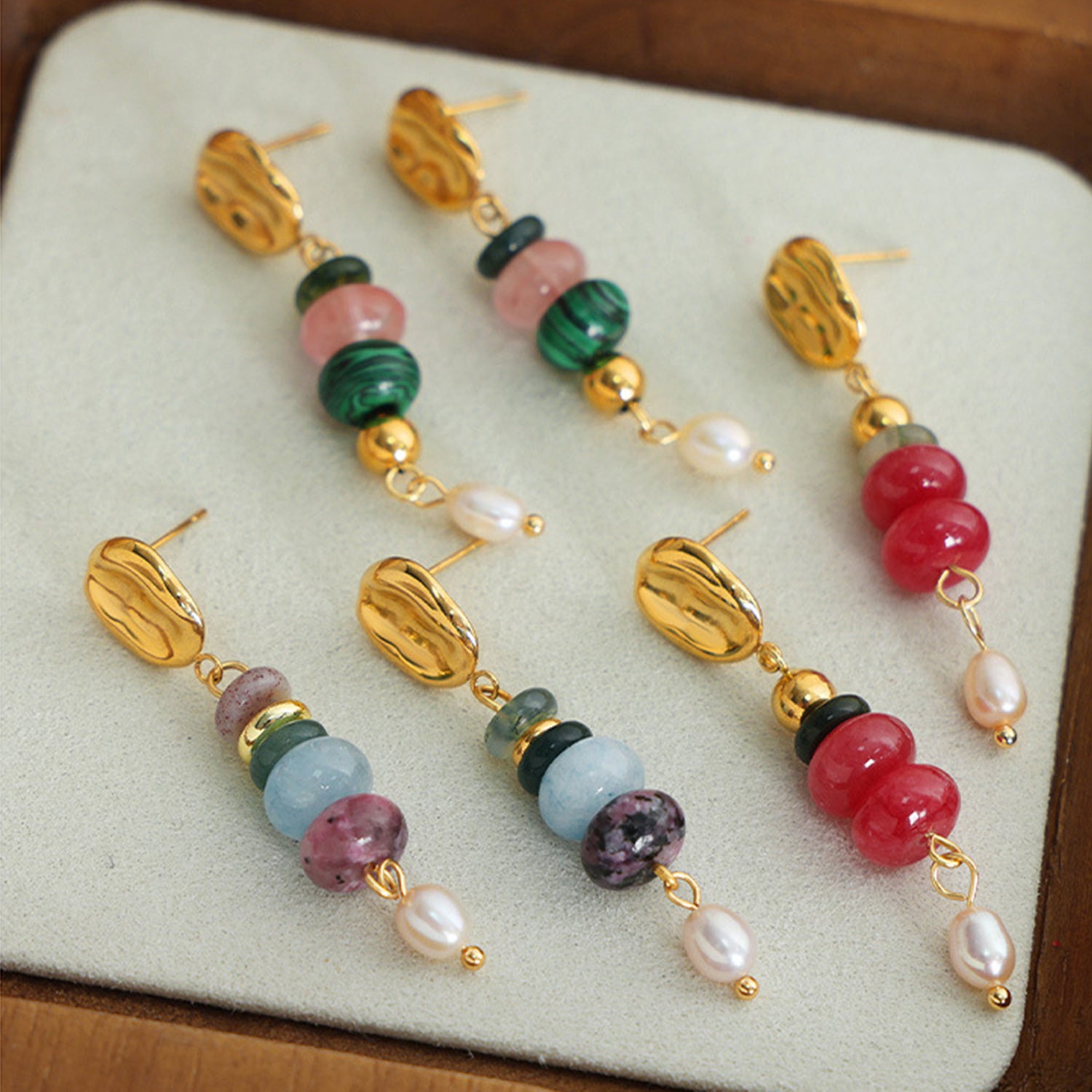 Natural Stone Freshwater Pearl Dangle Earrings-Bijou Crush