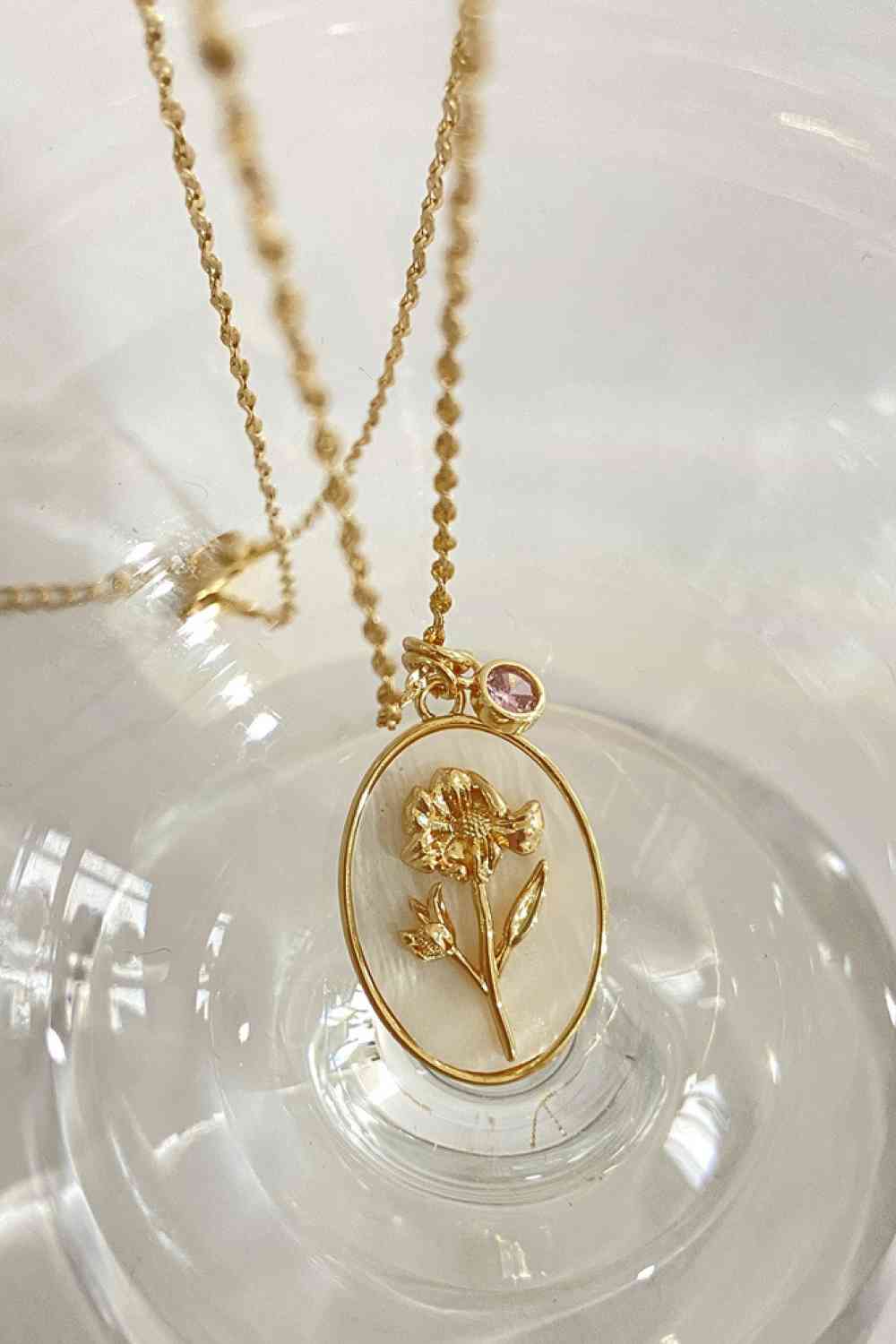 Flower Shell Pendant Copper Necklace-Bijou Crush