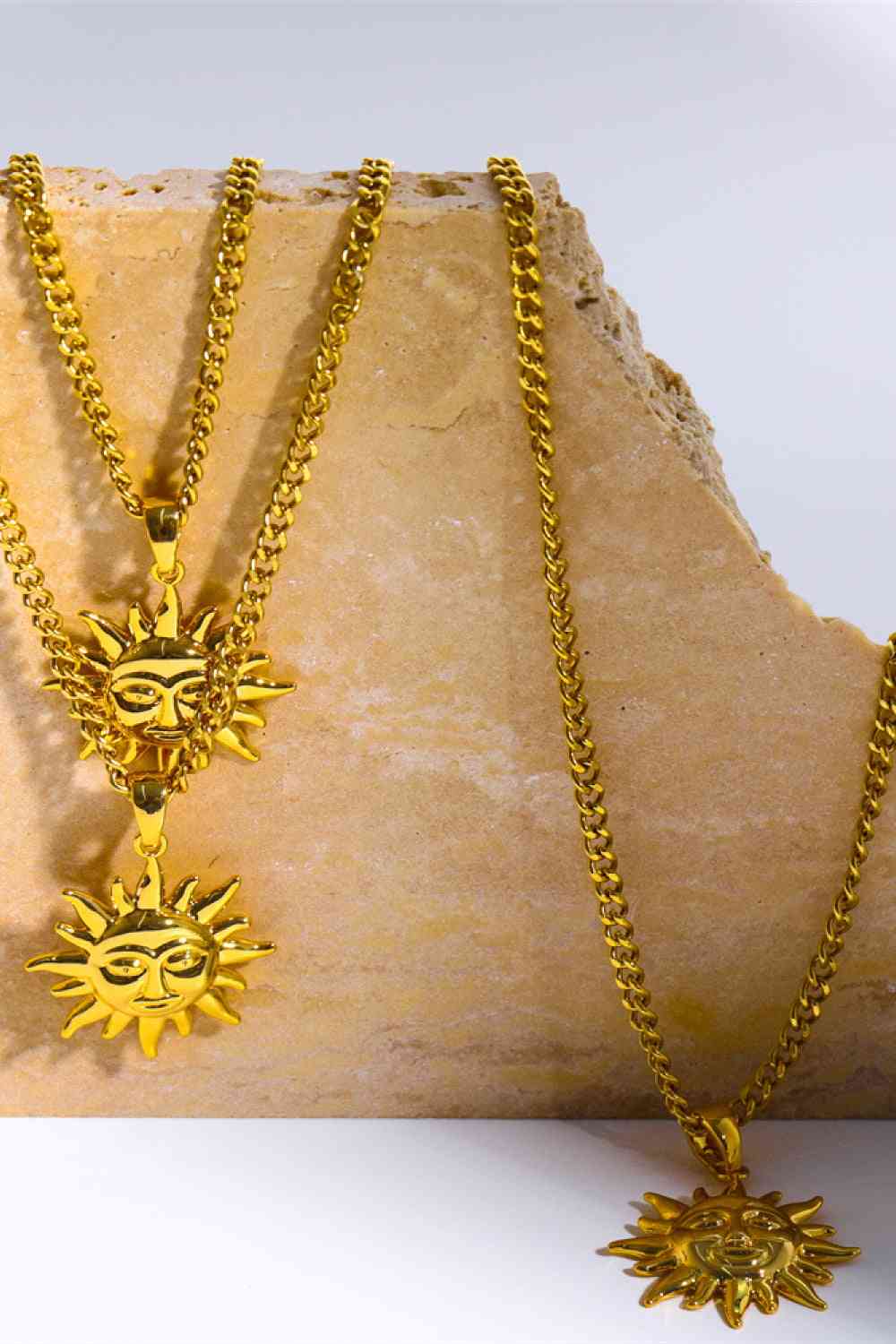 Sun Pendant Copper Necklace-Bijou Crush