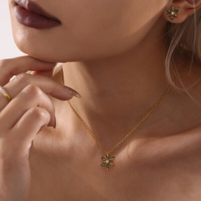 Stainless Steel Inland Zircon Snowflake Necklace-Bijou Crush