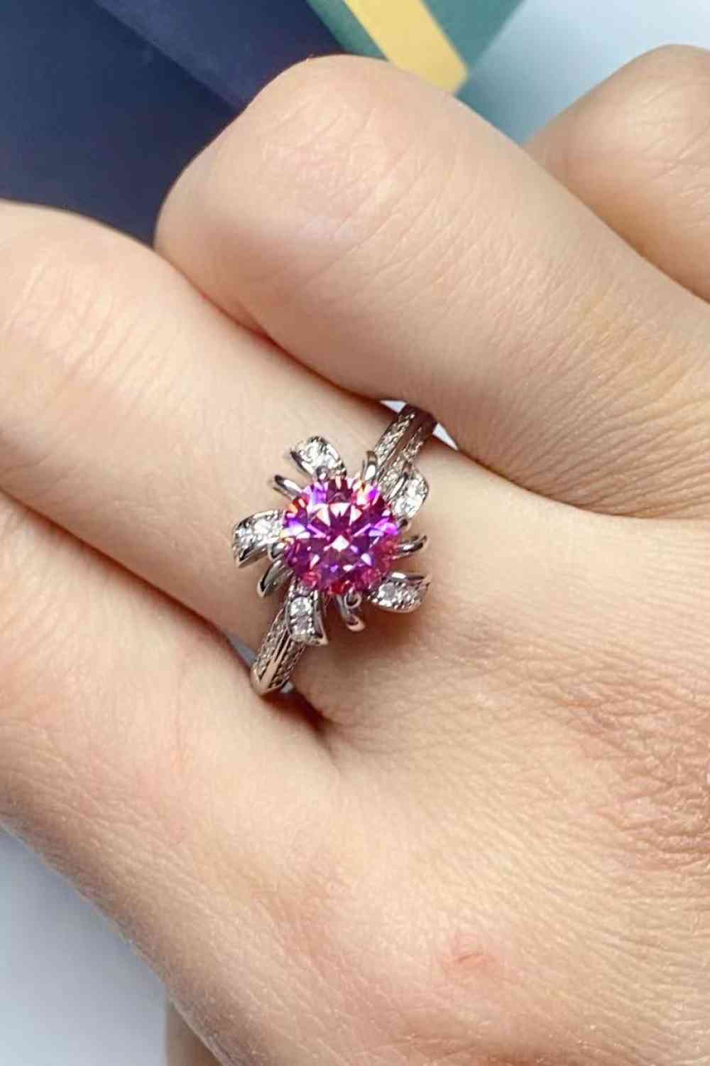 1 Carat Moissanite Flower-Shaped Ring-Bijou Crush