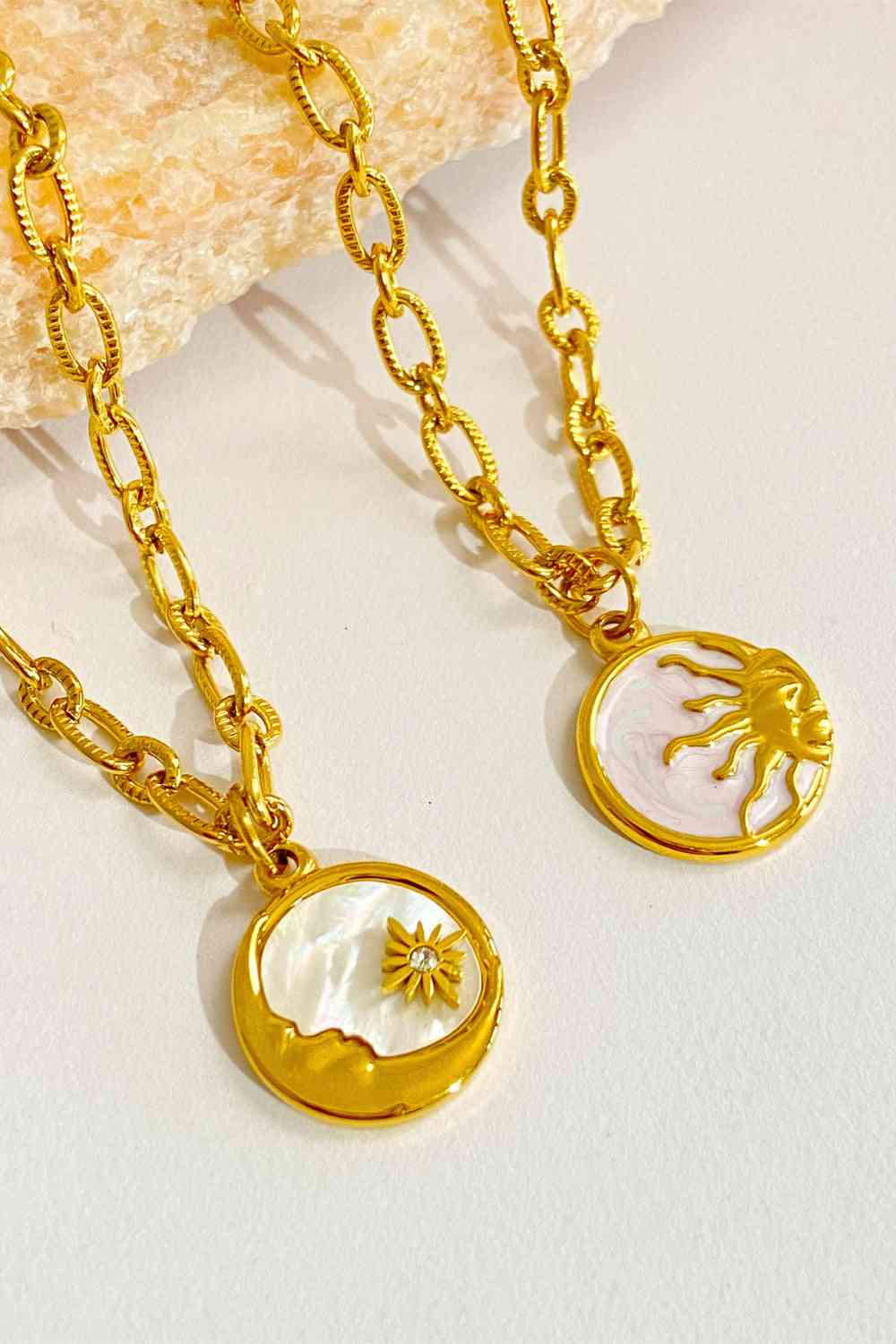 Round Pendant Stainless Steel Necklace-Bijou Crush