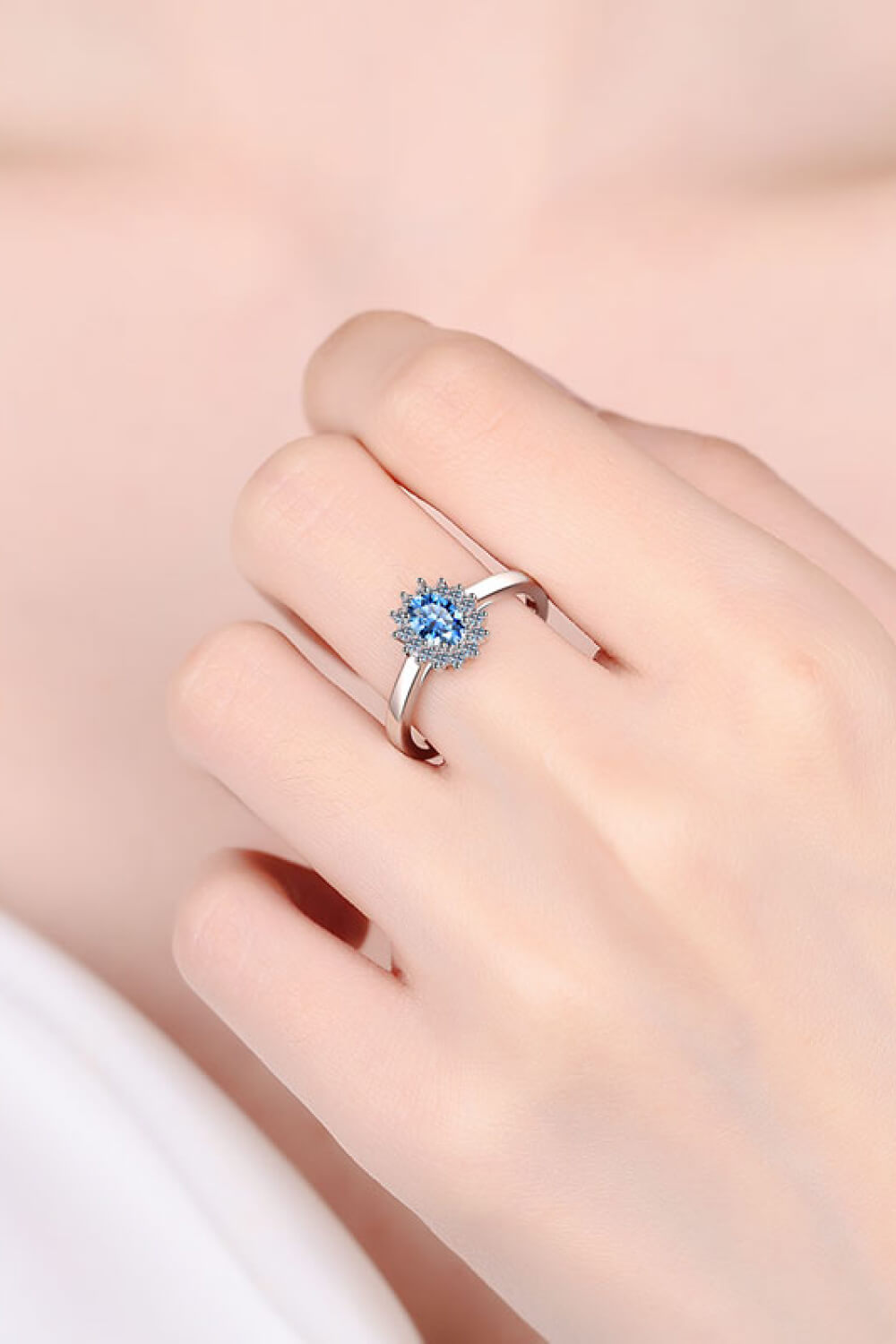 Adored On My Own Moissanite Ring-Bijou Crush