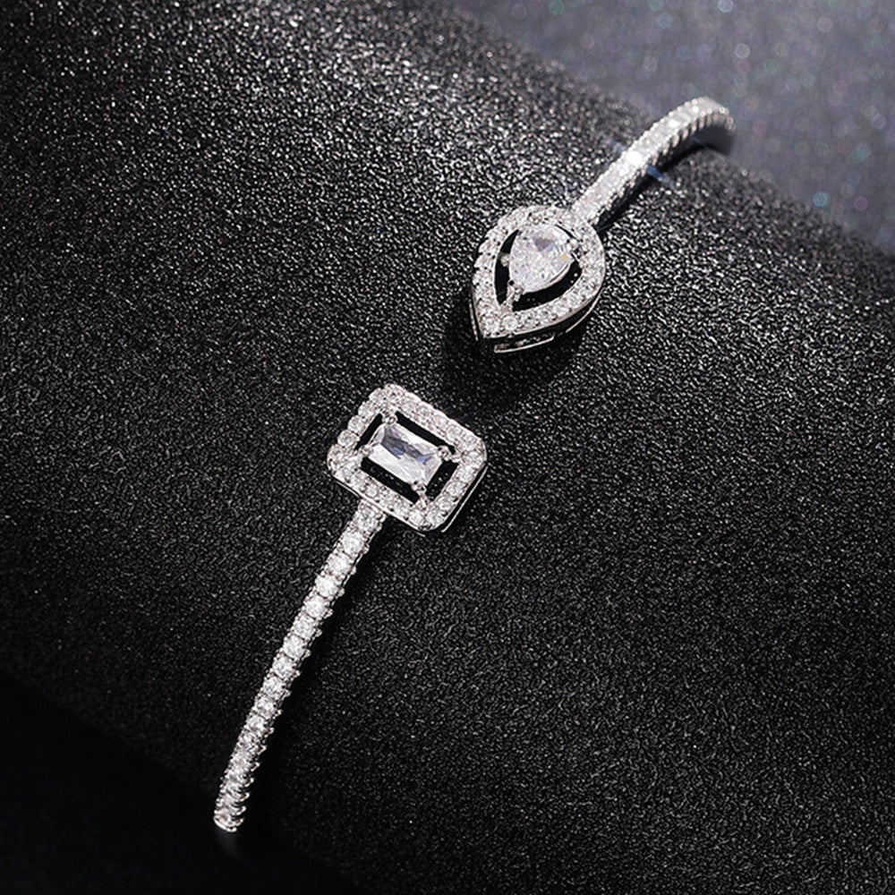 Trendy Square Zircon Bangle – Water Droplet Charm in Gold-Plated Copper-Bijou Crush