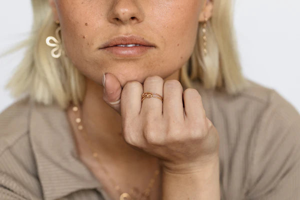 Shelby Love Knot Ring-Bijou Crush