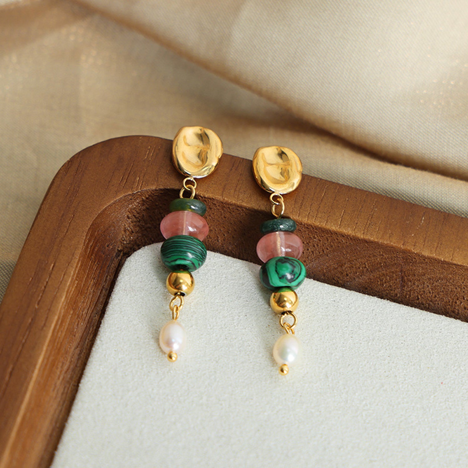 Natural Stone Freshwater Pearl Dangle Earrings-Bijou Crush
