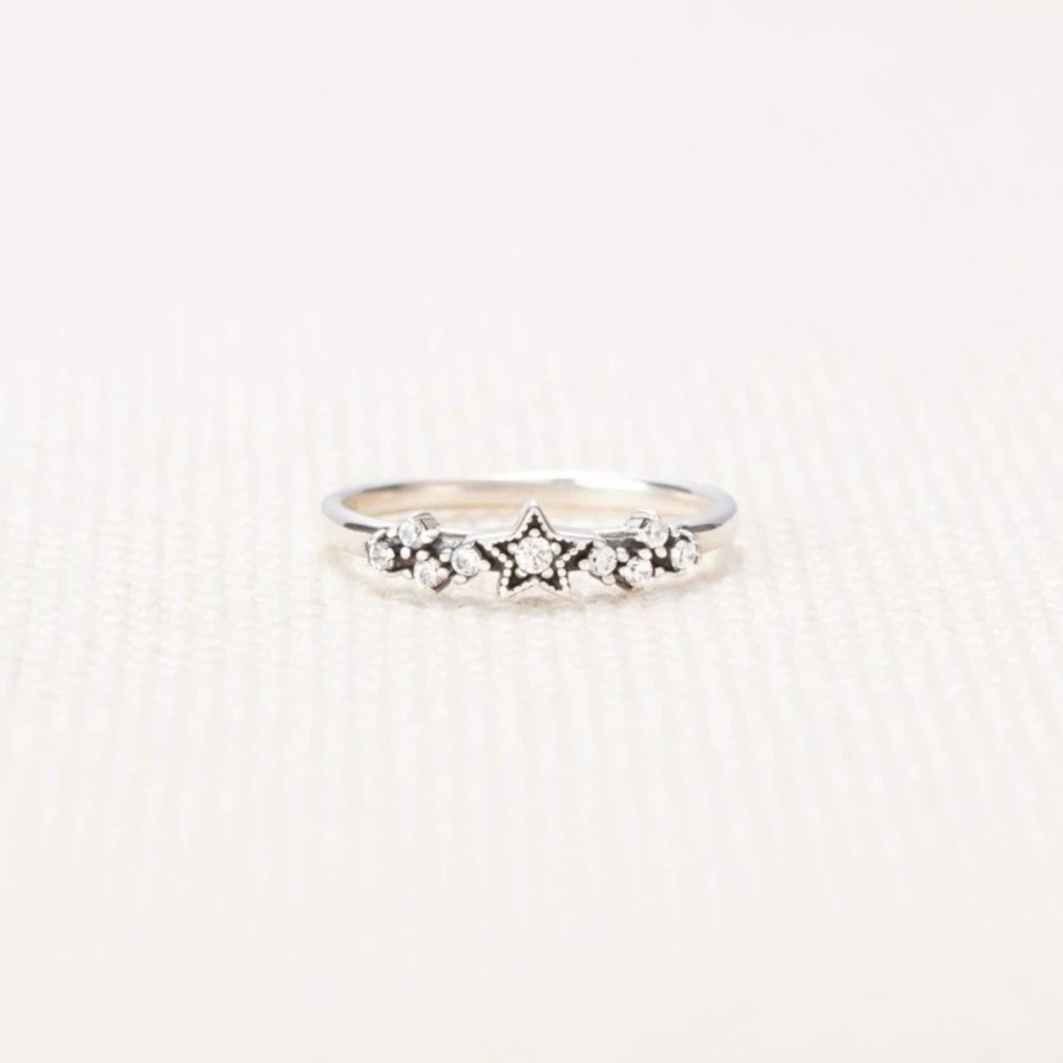 925 Sterling Silver Star Ring-Bijou Crush
