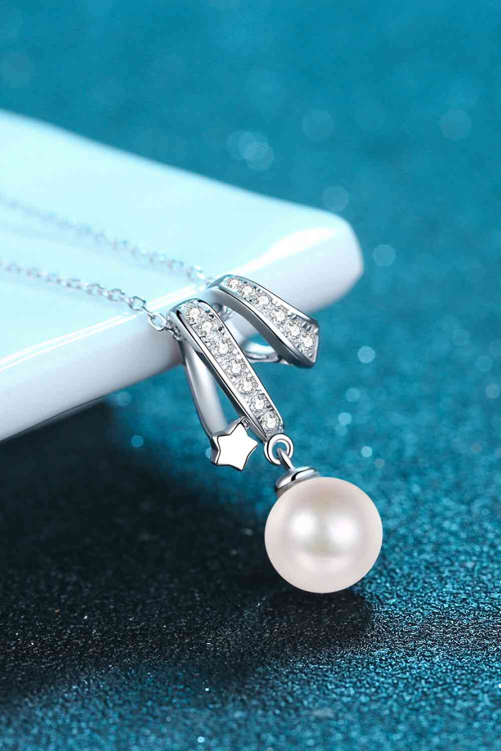 Give You A Chance Pearl Pendant Chain Necklace-Bijou Crush