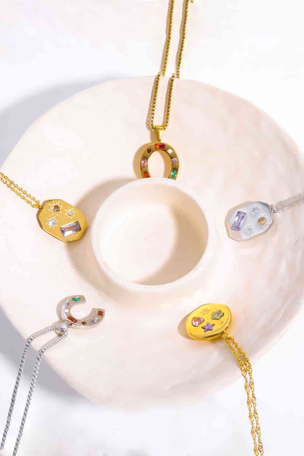 Inlaid Zircon Pendant Stainless Steel Necklace-Bijou Crush