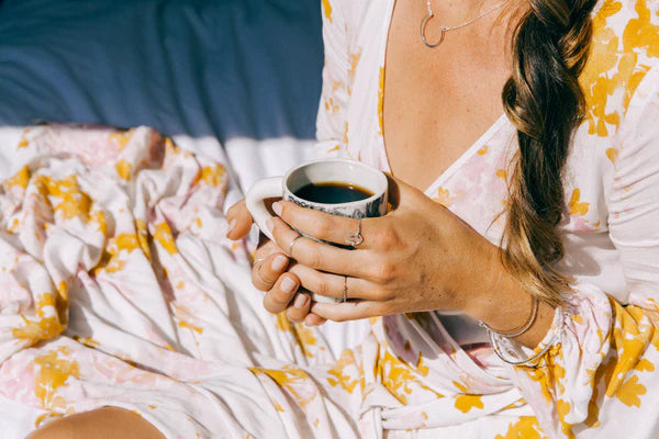 Hanna Half Moon Necklace-Bijou Crush