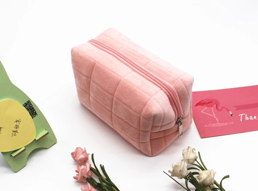 Radiant Glow XL Pouch – Stylish High-Capacity Pencil & Cosmetic Organizer-Bijou Crush