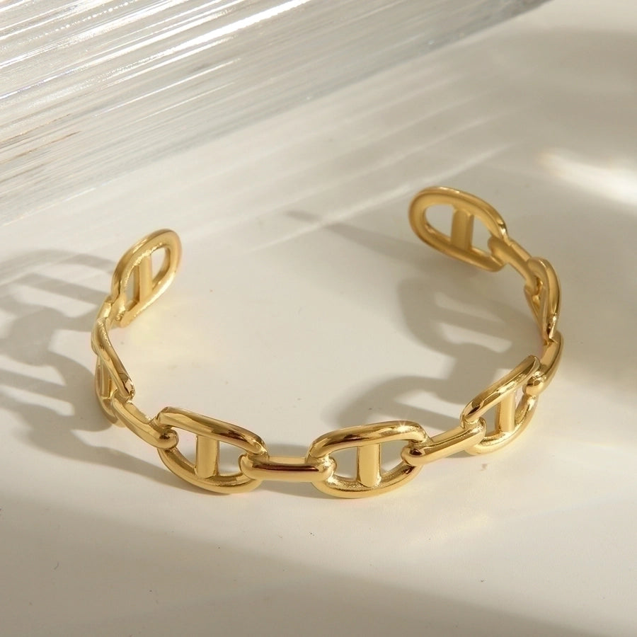Minimalist Gold Bangle – 14K Gold-Plated Stainless Steel Elegance-Bijou Crush