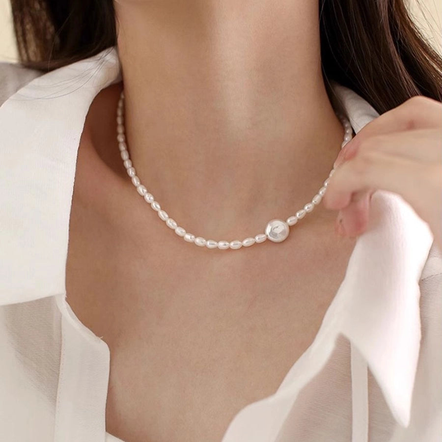 Elegant Geometric Necklace with Freshwater Pearls & Mother of Pearl Shell-Bijou Crush