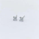 925 Sterling Silver Artificial Diamond Flower Stud Earrings-Bijou Crush